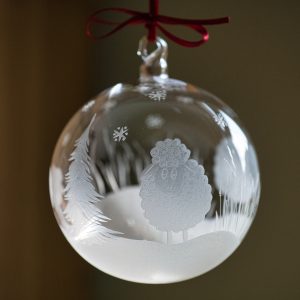 Glaskugel mit Schafen